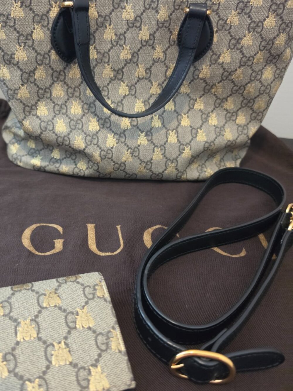 Gucci GG Supreme Monogram Bees Small Soft Tote & Matching Wallet